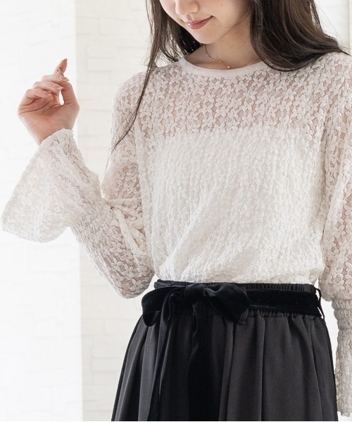 Neige(ネージュ)の「ストレッチお花レーストップス(Tシャツ/カットソー・レディース・アイボリー/ブラック・ONE SIZE)」の18枚目の写真