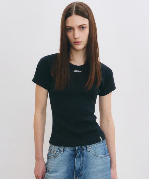 NICK&NICOLE(ニックアンドニコール)の「NICOLE SLIM LINE HALF TOP_NAVY(Tシャツ/カットソー・レディース・その他・FREE)」の2枚目の写真