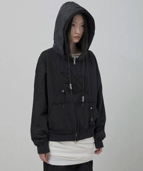 FLAREUP(フレアアップ)の「Layered Zip Hoodie (FL-150_Black)(パーカー・レディース・ブラック・1/2)」の21枚目の写真