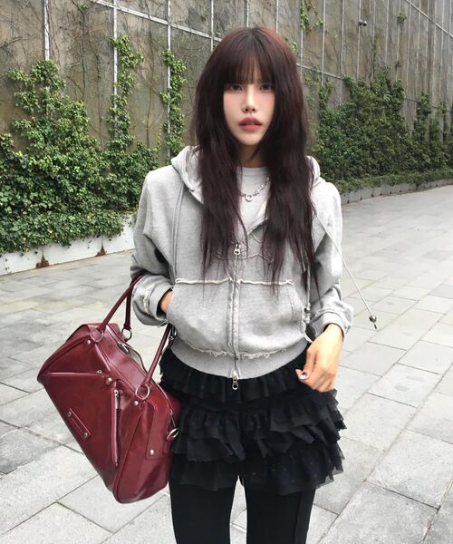 FLAREUP(フレアアップ)の「Layered Zip Hoodie (FL-150_Black)(パーカー・レディース・ブラック・1/2)」の11枚目の写真