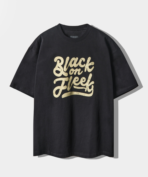 DIMITRI BLACK(ディミトリブラック)の「BOF グラフィック ウォッシュド 半袖Tシャツ_ブラック(Tシャツ/カットソー・レディース・その他・MEDIUM/LARGE)」の2枚目の写真