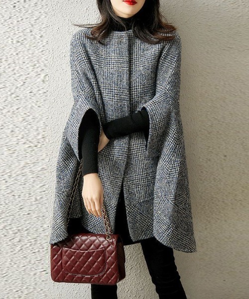deux amour（ドゥーザムール）の「グレンチェックケープ風ガウンコート（その他アウター・レディース・グレー・FREE）」の2枚目の写真