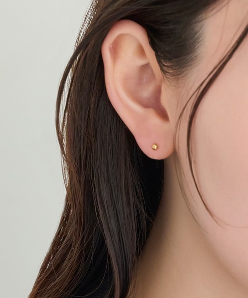 Phoebe（フィービィー）の「【金属アレルギー対応】一粒ピアス/サージカルステンレス/ユニセックス（片耳）（ピアス（片耳用）・レディース・クリア/イエローゴールド・FREE）」の3枚目の写真