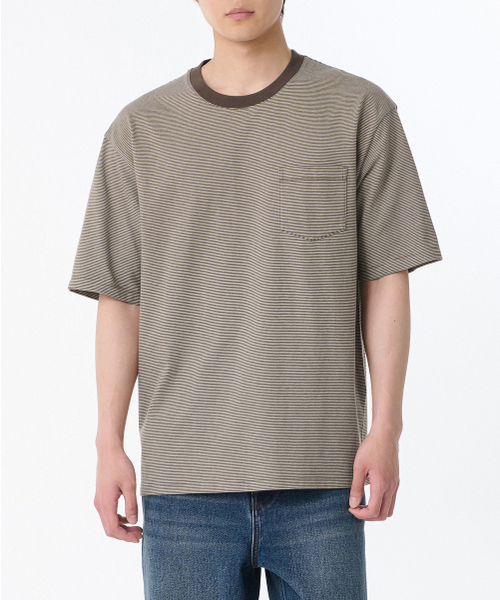 MUSINSA STANDARD（ムシンサスタンダード）の「マイクロストライプリラックスポケットTシャツ[ブラウン/ベージュ]（Tシャツ/カットソー・メンズ・その他・X-LARGE/MEDIUM/XX-LARGE/LARGE/XXX-LARGE/SMALL）」の3枚目の写真