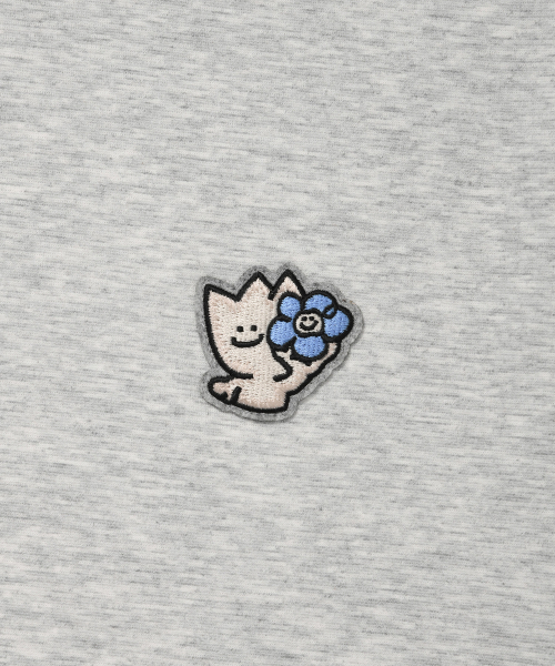 Wacky WiLLy(ワッキーウィリー)の「キキ ダブルワッペン 半袖Tシャツ グレー(Tシャツ/カットソー・レディース・その他・SMALL/MEDIUM/LARGE/X-LARGE/XX-LARGE/X-SMALL)」の4枚目の写真