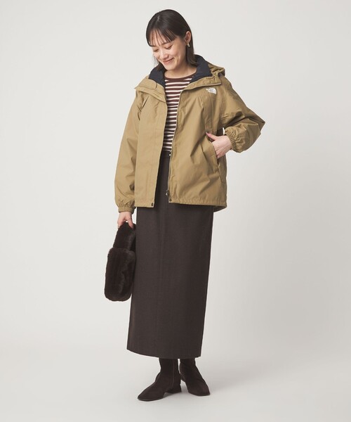 THE NORTH FACE(ザノースフェイス)の「<THE NORTH FACE>クロノス トリクライメイト ジャケット(ナイロンジャケット・レディース・ブラック/ベージュ・M/L)」の6枚目の写真