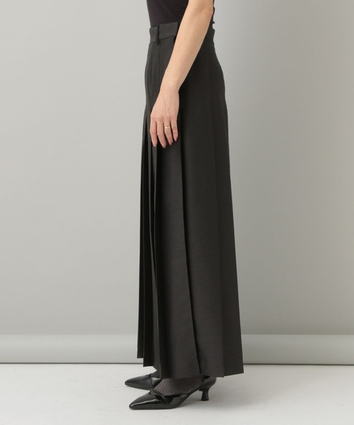 A part by（アパートバイ）の「シルクウールライクプリーツスカート（スカート・レディース・アイボリー/ブラック・SMALL/MEDIUM）」の16枚目の写真