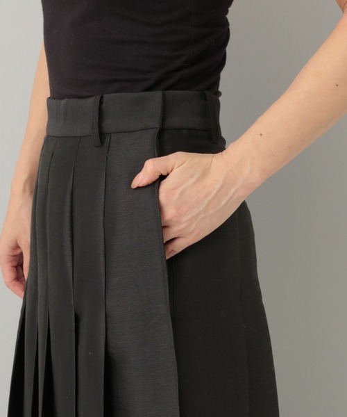 A part by（アパートバイ）の「シルクウールライクプリーツスカート（スカート・レディース・アイボリー/ブラック・SMALL/MEDIUM）」の20枚目の写真
