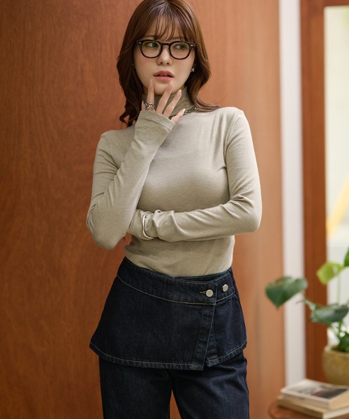 LAULEN(ローレン)の「cashmere blend high neck tops /カシミヤブレンドハイネック長袖トップス(Tシャツ/カットソー・レディース・ベージュ/グレー/アイボリー/ブラック・FREE)」の4枚目の写真