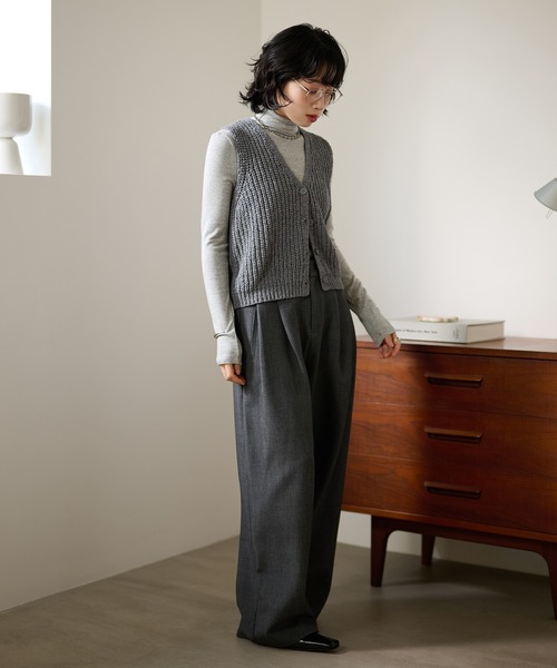 LAULEN(ローレン)の「cashmere blend high neck tops /カシミヤブレンドハイネック長袖トップス(Tシャツ/カットソー・レディース・ベージュ/グレー/アイボリー/ブラック・FREE)」の20枚目の写真