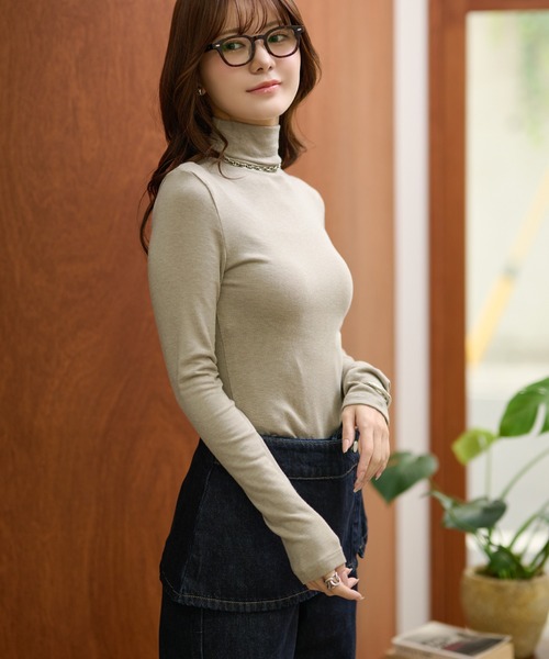 LAULEN(ローレン)の「cashmere blend high neck tops /カシミヤブレンドハイネック長袖トップス(Tシャツ/カットソー・レディース・ベージュ/グレー/アイボリー/ブラック・FREE)」の12枚目の写真