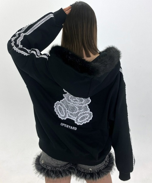 OY(オーワイ)の「『OY/オーワイ』LACE DOLLY FAUX FUR HOODIE ZIP UP/レースドリー ファーフードパーカー(パーカー・レディース・ブラック/グレー・M/L)」の19枚目の写真