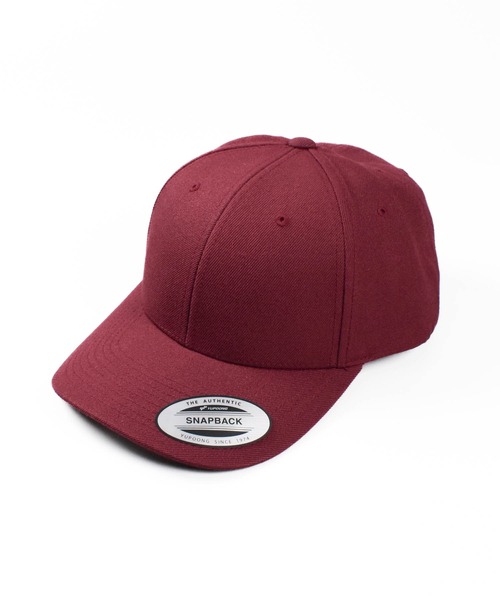 FLEXFIT（フレックスフィット）の「【PH3】【FLEXFIT/フレックスフィット】Yupoong Premium Curved Visor Snapback 6789M（キャップ・メンズ・ヘザーグレー/マルーン・FREE）」の2枚目の写真