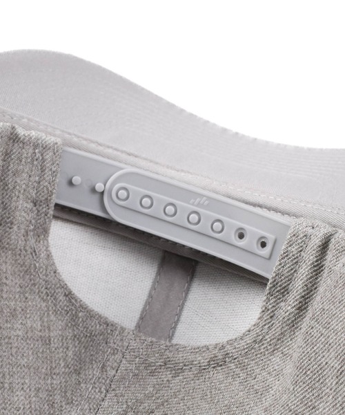 FLEXFIT（フレックスフィット）の「【PH3】【FLEXFIT/フレックスフィット】Yupoong Premium Curved Visor Snapback 6789M（キャップ・メンズ・ヘザーグレー/マルーン・FREE）」の5枚目の写真