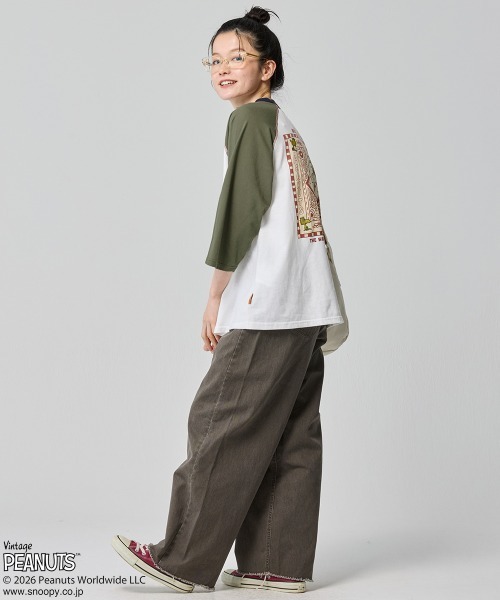 KRIFF MAYER Lady's Collection(クリフメイヤーレディースコレクション)の「【速乾・抗ピリング】スヌーピー刺繍チュニックT(Tシャツ/カットソー・レディース・オフホワイト/ブラック/オリーブ/サックスブルー/カラフル・MEDIUM/LARGE)」の8枚目の写真