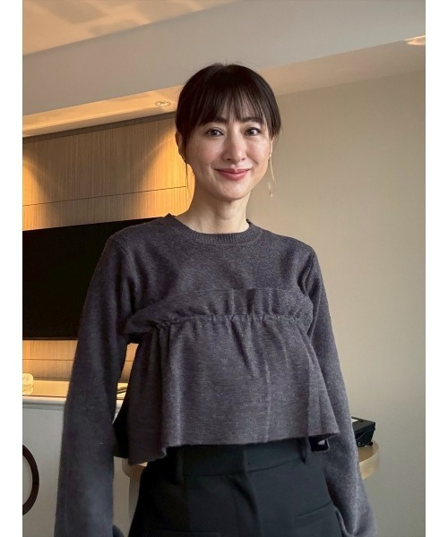 Day and Grade(デイアンドグレイド)の「【前田ゆかセレクト】2WAYフリルデザインプルオーバー(Tシャツ/カットソー・レディース・グレー/アイボリー・FREE)」の12枚目の写真