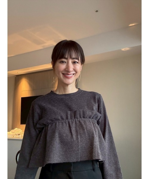 Day and Grade(デイアンドグレイド)の「【前田ゆかセレクト】2WAYフリルデザインプルオーバー(Tシャツ/カットソー・レディース・グレー/アイボリー・FREE)」の13枚目の写真