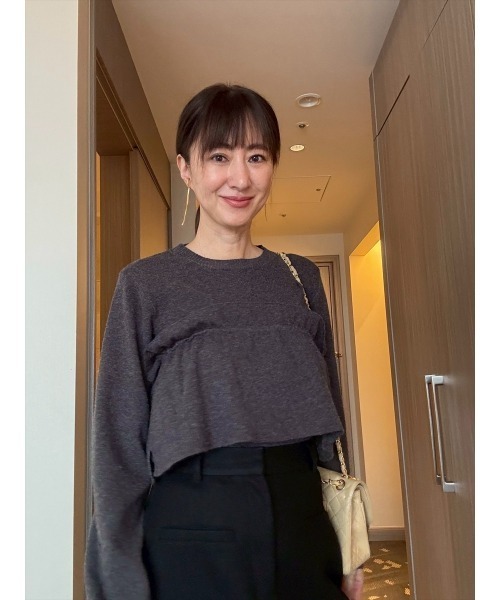 Day and Grade(デイアンドグレイド)の「【前田ゆかセレクト】2WAYフリルデザインプルオーバー(Tシャツ/カットソー・レディース・グレー/アイボリー・FREE)」の16枚目の写真