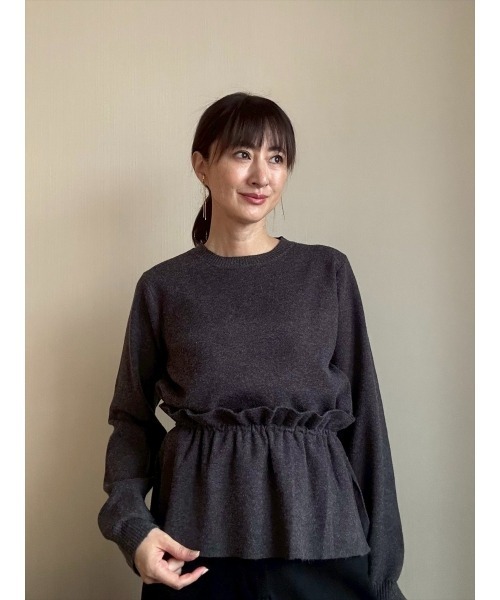 Day and Grade(デイアンドグレイド)の「【前田ゆかセレクト】2WAYフリルデザインプルオーバー(Tシャツ/カットソー・レディース・グレー/アイボリー・FREE)」の11枚目の写真