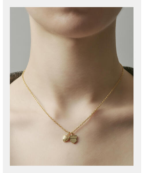 AVIREX(アヴィレックス)の「HEART 2TOP NECKLACE(GOLD) by J.H.M CO.,LTD.(ネックレス・レディース・ゴールド・F)」の6枚目の写真