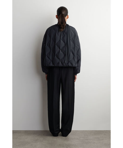 ギャザー入り キルティングダウンジャケット（ダウンジャケット/コート