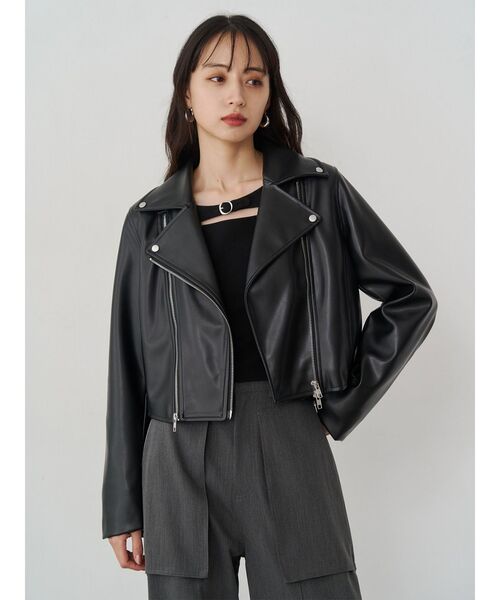 MURUA（ムルーア）の「コンパクトフェイクレザーライダースジャケット（ライダースジャケット・レディース・キャメル/ブラック・FREE）」の6枚目の写真