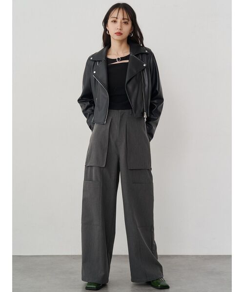 MURUA（ムルーア）の「コンパクトフェイクレザーライダースジャケット（ライダースジャケット・レディース・キャメル/ブラック・FREE）」の8枚目の写真