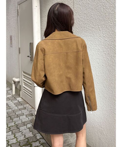 MURUA（ムルーア）の「コンパクトフェイクレザーライダースジャケット（ライダースジャケット・レディース・キャメル/ブラック・FREE）」の19枚目の写真