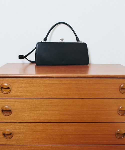 clor(クロル)の「FRAME BAG LARGE(ハンドバッグ・レディース・オリーブ/ブラック・FREE)」の7枚目の写真