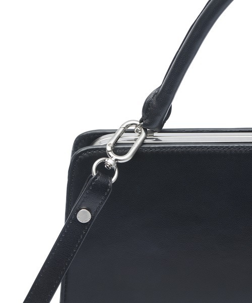 clor(クロル)の「FRAME BAG LARGE(ハンドバッグ・レディース・オリーブ/ブラック・FREE)」の16枚目の写真