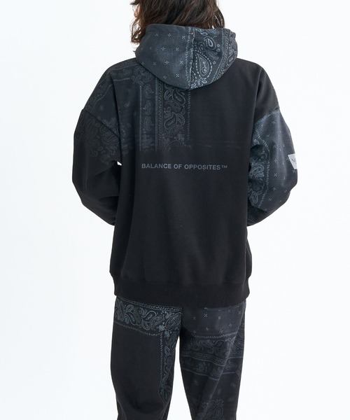 RVCA(ルーカ)の「RVCA WRWB FADE HD(パーカー・メンズ・カーキ/ブラック系2・L/M)」の4枚目の写真