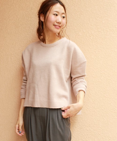 JOURNAL STANDARD(ジャーナルスタンダード)の「《追加》BIGシルエット クループルオーバー#(ニット/セーター・レディース・ホワイト/キャメル/ベージュ系その他/グレー・FREE)」の3枚目の写真