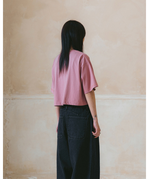 ANGLAN（アングラン）の「[AG.W] Applique Crop Half Tee - Pink（Tシャツ/カットソー・レディース・その他・ONE SIZE）」の4枚目の写真