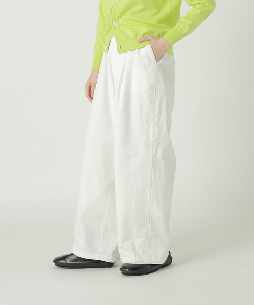 ZUCCa(ズッカ)の「CORD EMBROIDERY BOTTOM / S(その他パンツ・レディース・ホワイト/ブラック/ブラウン・M size)」の4枚目の写真