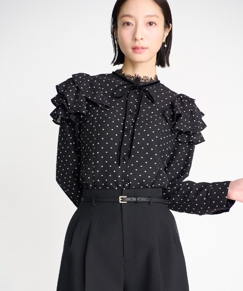 CELFORD(セルフォード)の「【洗える】ハートドットプリントブラウス(シャツ/ブラウス・レディース・レッド/ブラック/アイボリー・38/36)」の2枚目の写真