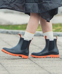 KiU（キウ）の「ツートーンサイドゴ レインブーツ 低反発インソールつきショートブーツ（レインシューズ）」