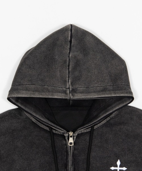 Figments（フィグメンツ）の「クロスショートジップパーカー（パーカー・レディース・スミクロ・FREE）」の6枚目の写真