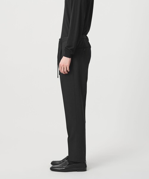 SOVEREIGN(ソブリン)の「<SOVEREIGN> ウール ギャバジン ハーフギャザー イージースラックス(スラックス・メンズ・ブラック・M/L)」の3枚目の写真