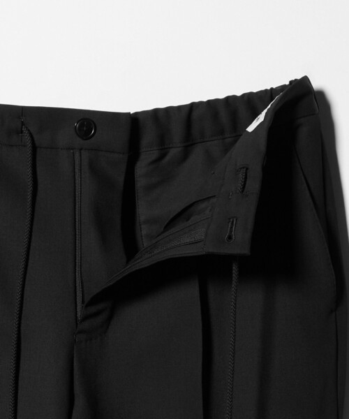 SOVEREIGN(ソブリン)の「<SOVEREIGN> ウール ギャバジン ハーフギャザー イージースラックス(スラックス・メンズ・ブラック・M/L)」の10枚目の写真