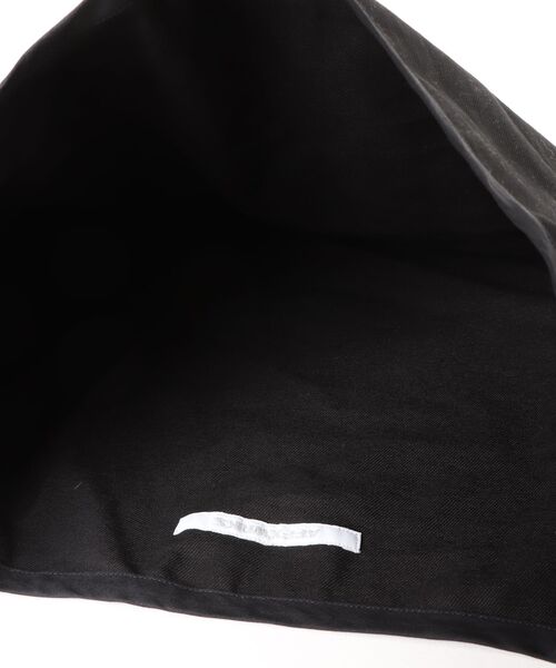 L.H.P（エルエイチピー）の「AFFIX/アフィックス/CIRCULAR BAG（トートバッグ・メンズ・ブラック・F）」の5枚目の写真
