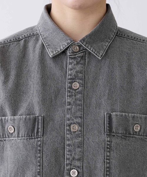 MICA&DEAL（マイカ＆ディール）の「【WEB限定カラーあり】デニムワンピース（ワンピース・レディース・ベージュ/ライトブルー/ブラック・FREE）」の5枚目の写真