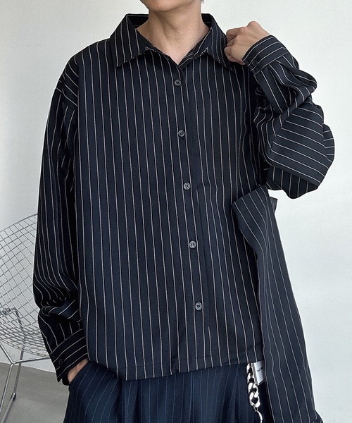 UNDERSTATEMENTs(アンダーステイトメント)の「【ユニセックス】2setストライプ&チェックシャツ×トートバッグ(シャツ/ブラウス・メンズ・ネイビー/ブラウン/ブラック系その他2/ネイビー系2/ブラック系その他/チャコールグレー・MEDIUM/LARGE)」の2枚目の写真