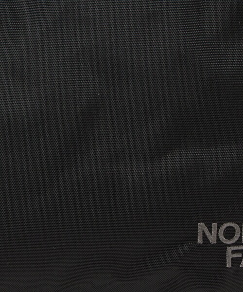 THE NORTH FACE(ザノースフェイス)の「<THE NORTH FACE>カペラ 5(5L)(ショルダーバッグ・レディース・ブラック/オフホワイト・FREE)」の10枚目の写真