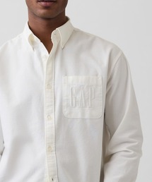 GAP（ギャップ）の「リラックスフィット クロップド ストレートヘム GAPロゴ オックスフォードシャツ（シャツ/ブラウス）」