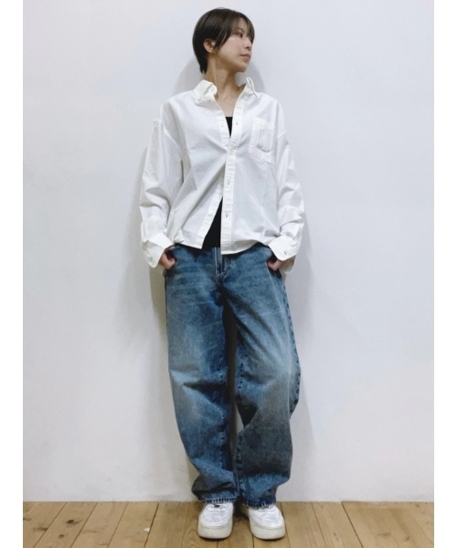 GAP(ギャップ)の「リラックスフィット クロップド ストレートヘム GAPロゴ オックスフォードシャツ(シャツ/ブラウス・メンズ・ピンク/オフホワイト/ライトブルー・S/M/L/XL/XS)」の7枚目の写真