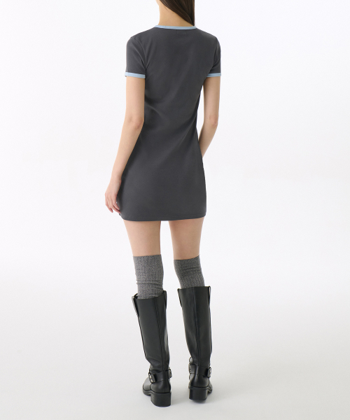 MUSINSA STANDARD WOMAN（ムシンサスタンダードウーマン）の「ウィメンズスリムリンガージャージミニドレス[ダークグレー/スカイブルー]（ワンピース・レディース・その他・X-SMALL/SMALL/MEDIUM/LARGE）」の2枚目の写真