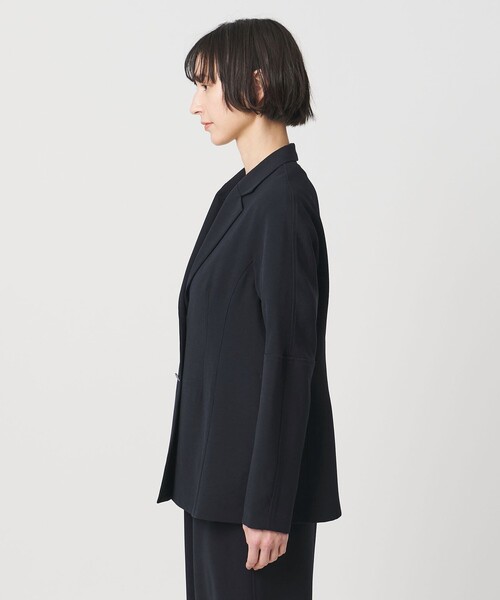 UNITED ARROWS(ユナイテッドアローズ)の「COMFY テーラードジャケット ‐防汚 UVカット ウォッシャブル‐(テーラードジャケット・レディース・ブラック/ネイビー・38/36)」の11枚目の写真