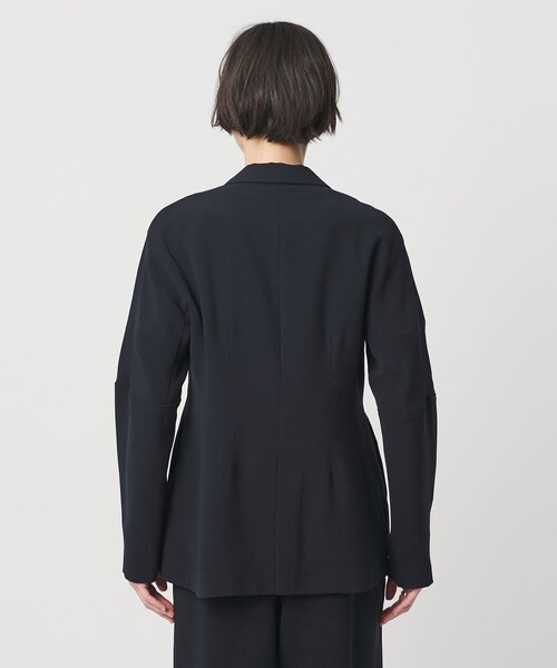 UNITED ARROWS(ユナイテッドアローズ)の「COMFY テーラードジャケット ‐防汚 UVカット ウォッシャブル‐(テーラードジャケット・レディース・ブラック/ネイビー・38/36)」の12枚目の写真