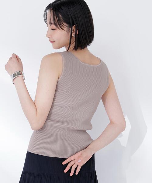 NATURAL BEAUTY BASIC(ナチュラルビューティーベーシック)の「◇前後2wayニットタンク(タンクトップ・レディース・オフホワイト/ブラウン/ブラック・FREE)」の21枚目の写真