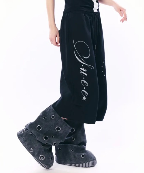 Ada.(エイダ)の「◇SETUPEXE◇ブランド直輸入正規品/ハート スタッド ロゴ バミューダ パンツ HEART STUD LOGO BERMUDA PANTS(その他パンツ・レディース・ホワイト/ブラック・FREE)」の5枚目の写真